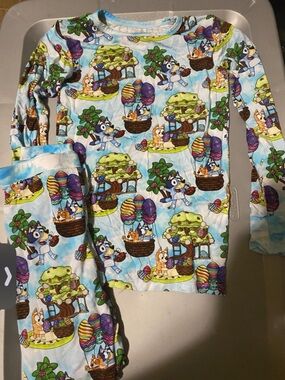 Sugar Swan size 7:8 Easter Basket Print EUC